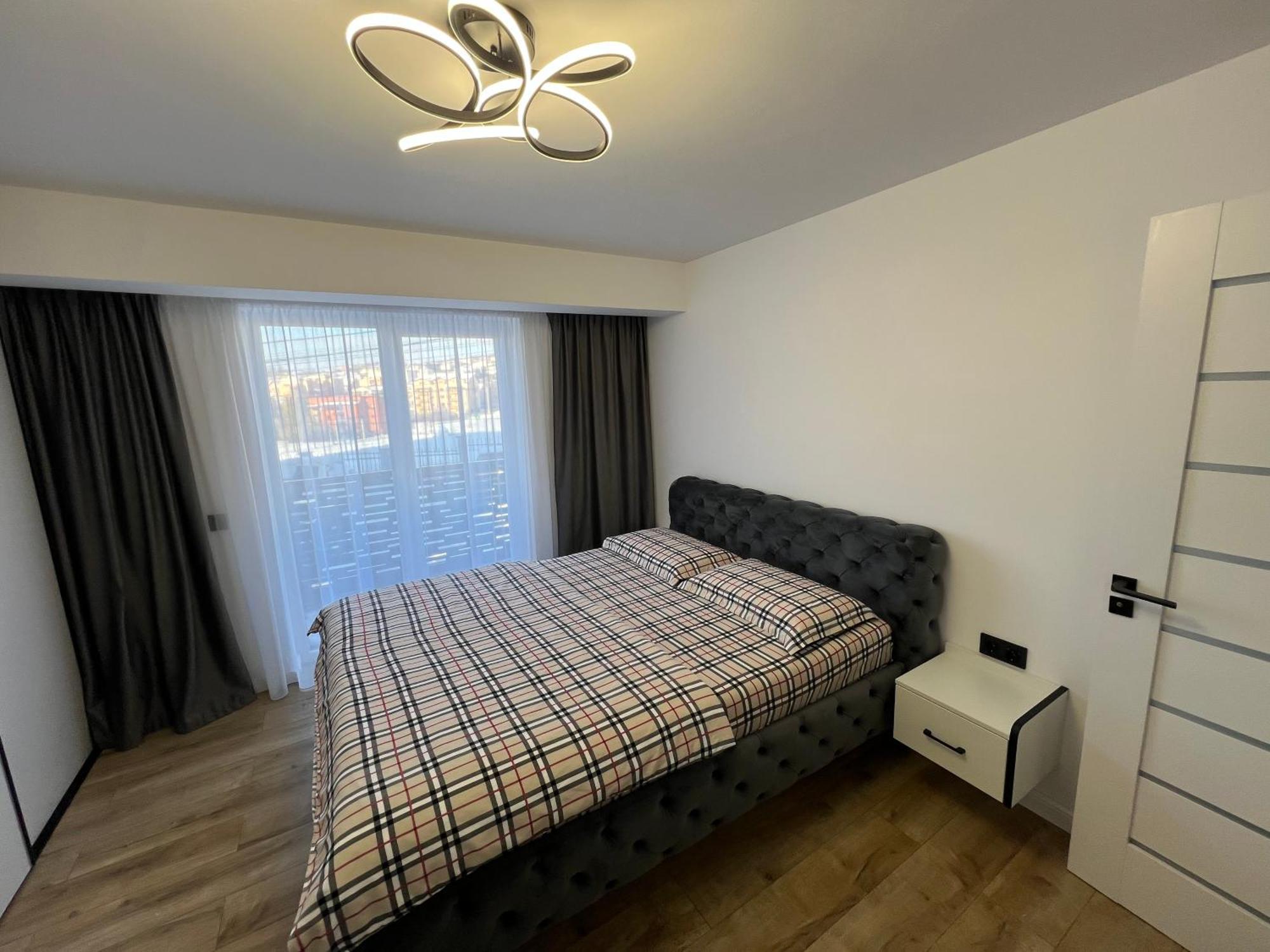 Hugo House Luxury & Quiet - Free Parking Zalau
